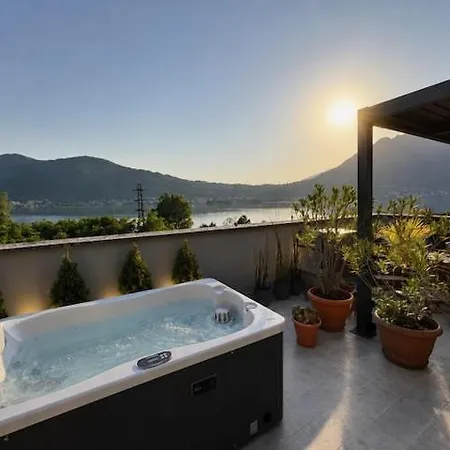 Felicita Cascata Terrace With View